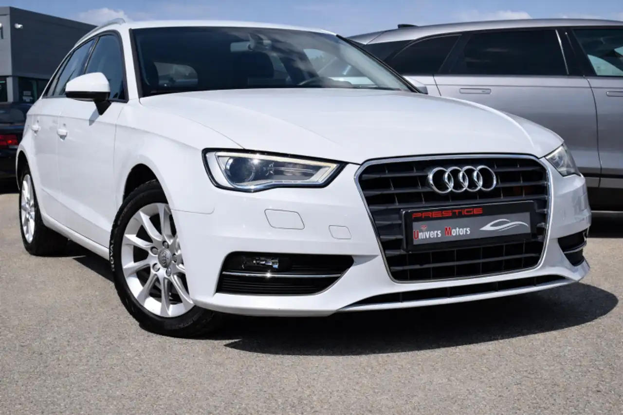 Audi A3 1.6 TDI 110CH FAP BUSINESS LINE S TRONIC