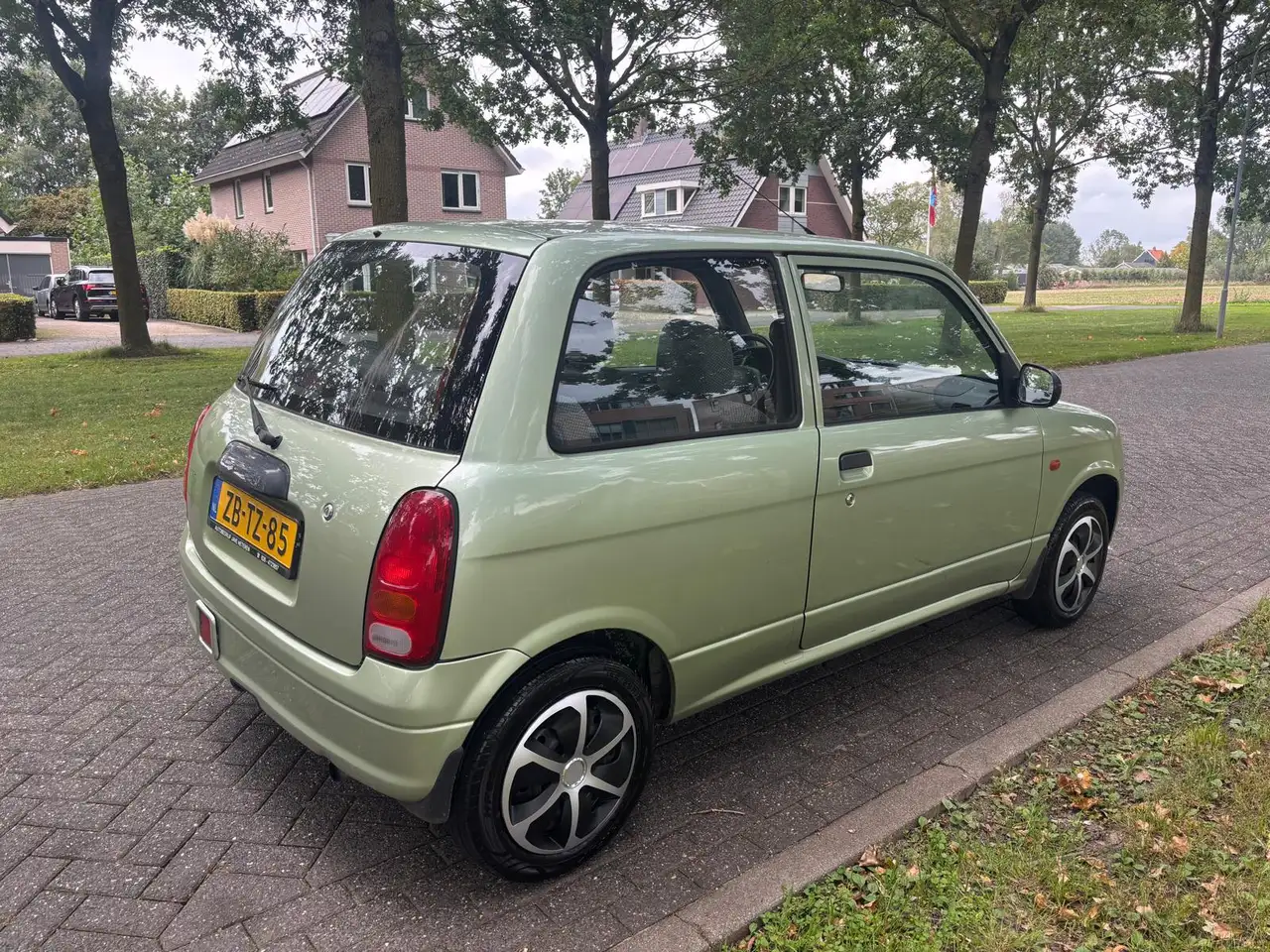 Daihatsu Cuore 1.0-12V XTi, foto 4