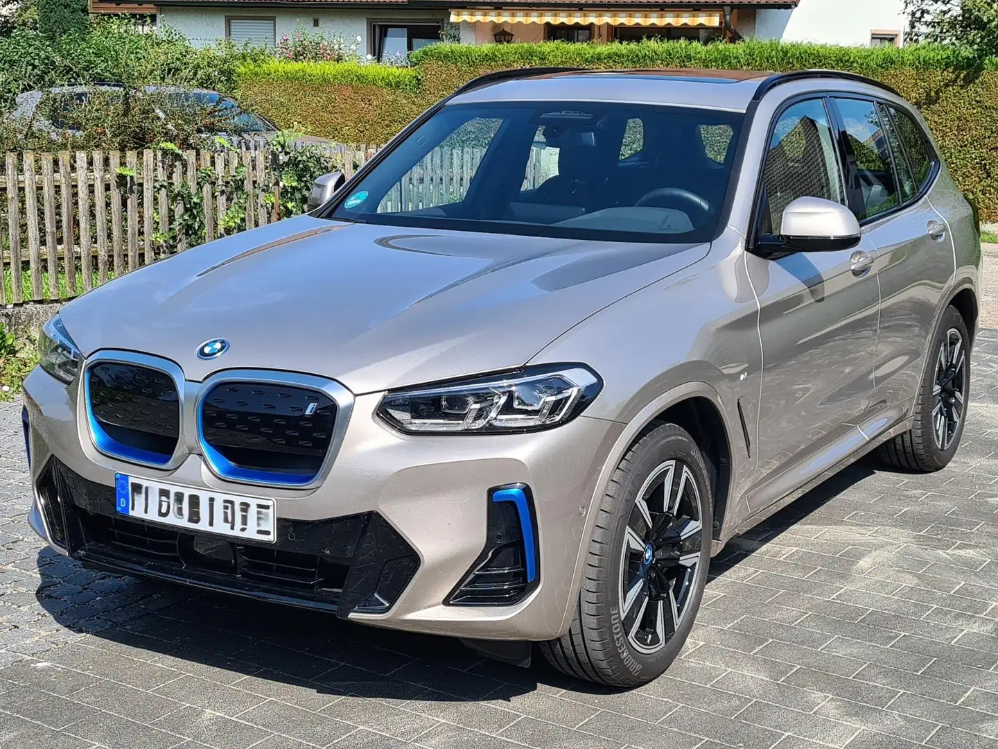 BMW iX3 iX3 Inspiring Silber - 1