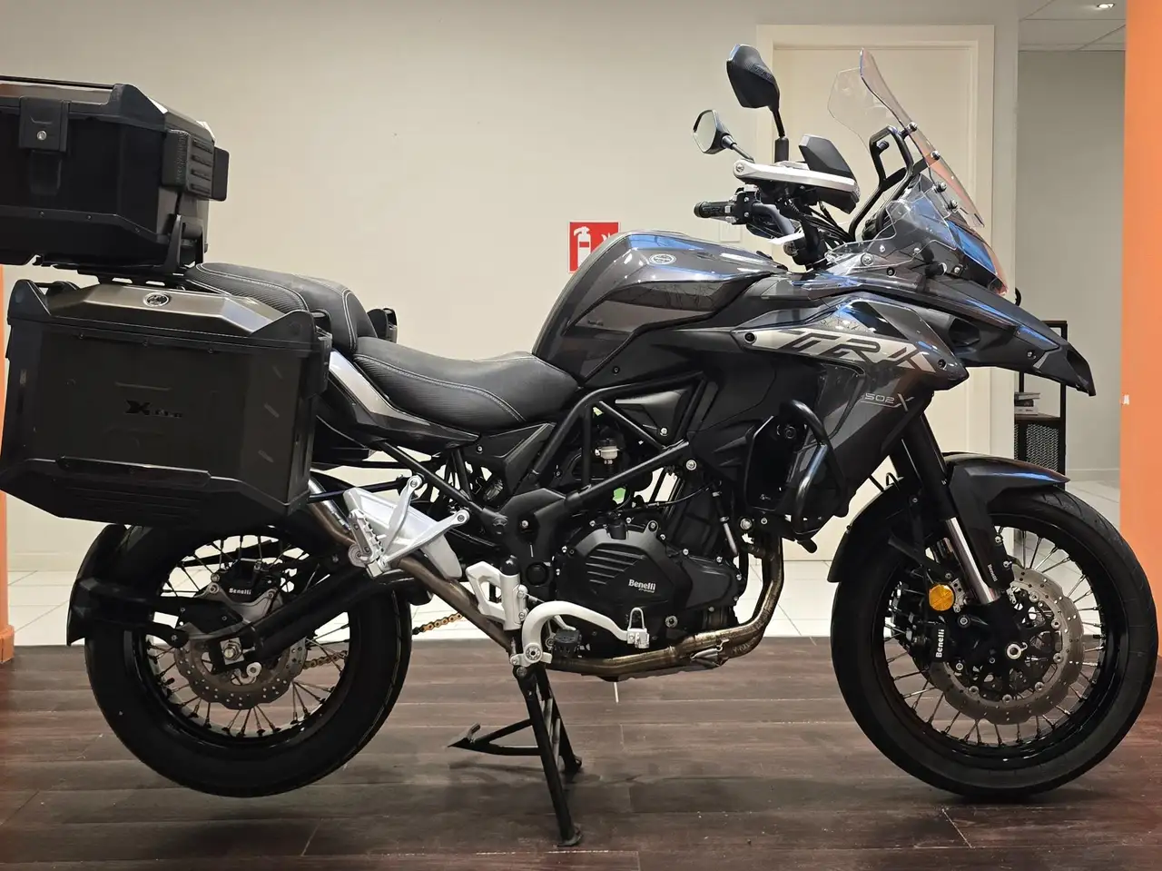 Benelli TRK 502