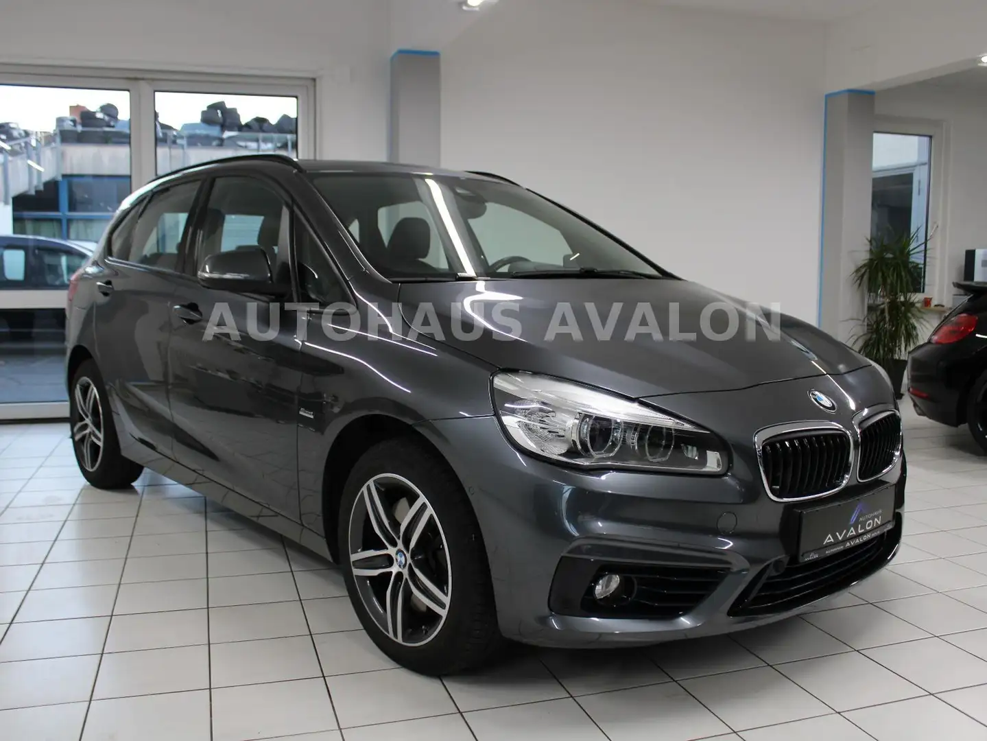 BMW 225 225i xD Active Tourer SPORT*PANO~HUD~LED~KAM~AHK Gris - 2