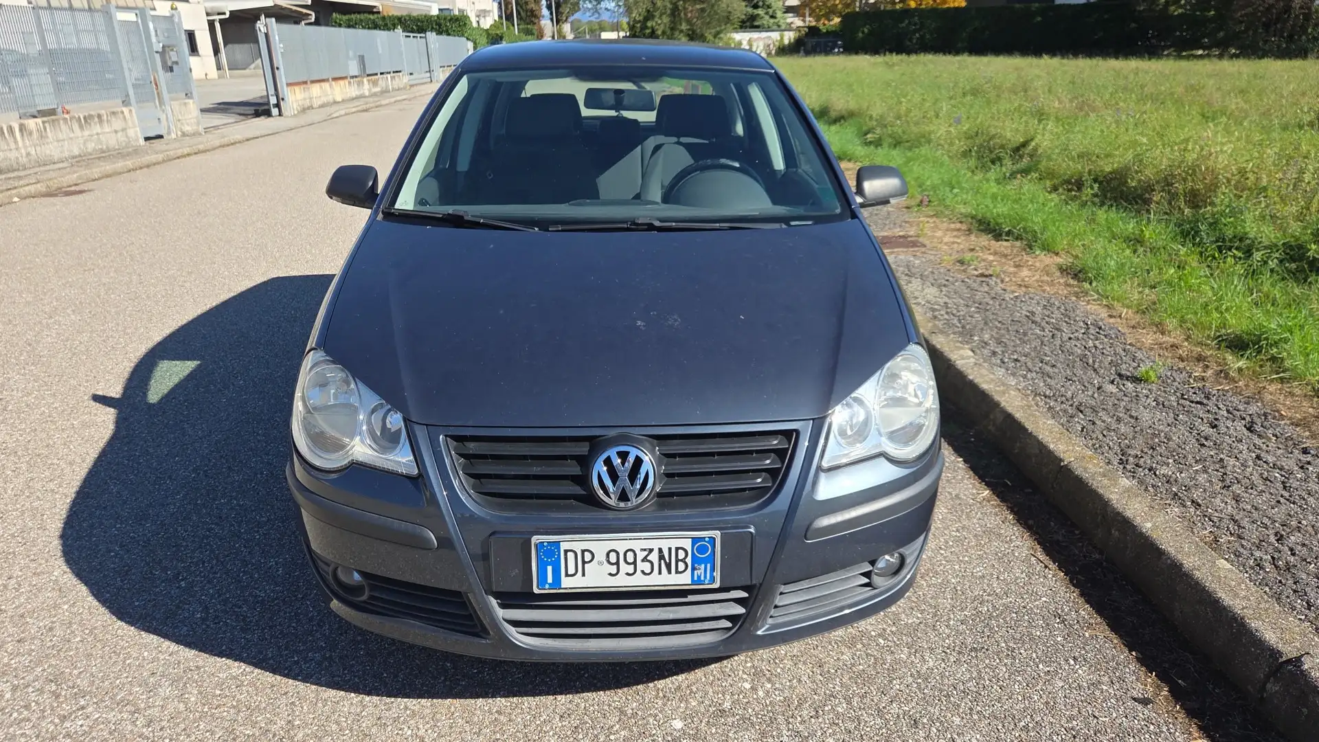 Volkswagen Polo 5p 1.2 Comfortline CL 70cv - 1
