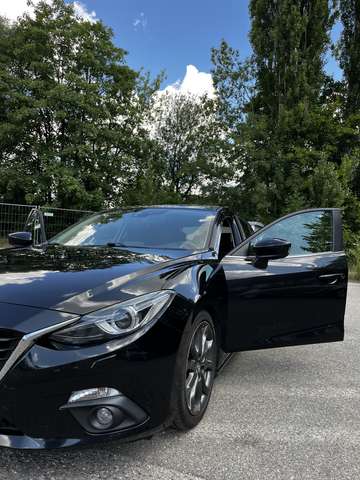 Imagine Mazda 3 SKYACTIV-G 120 Sports-Line