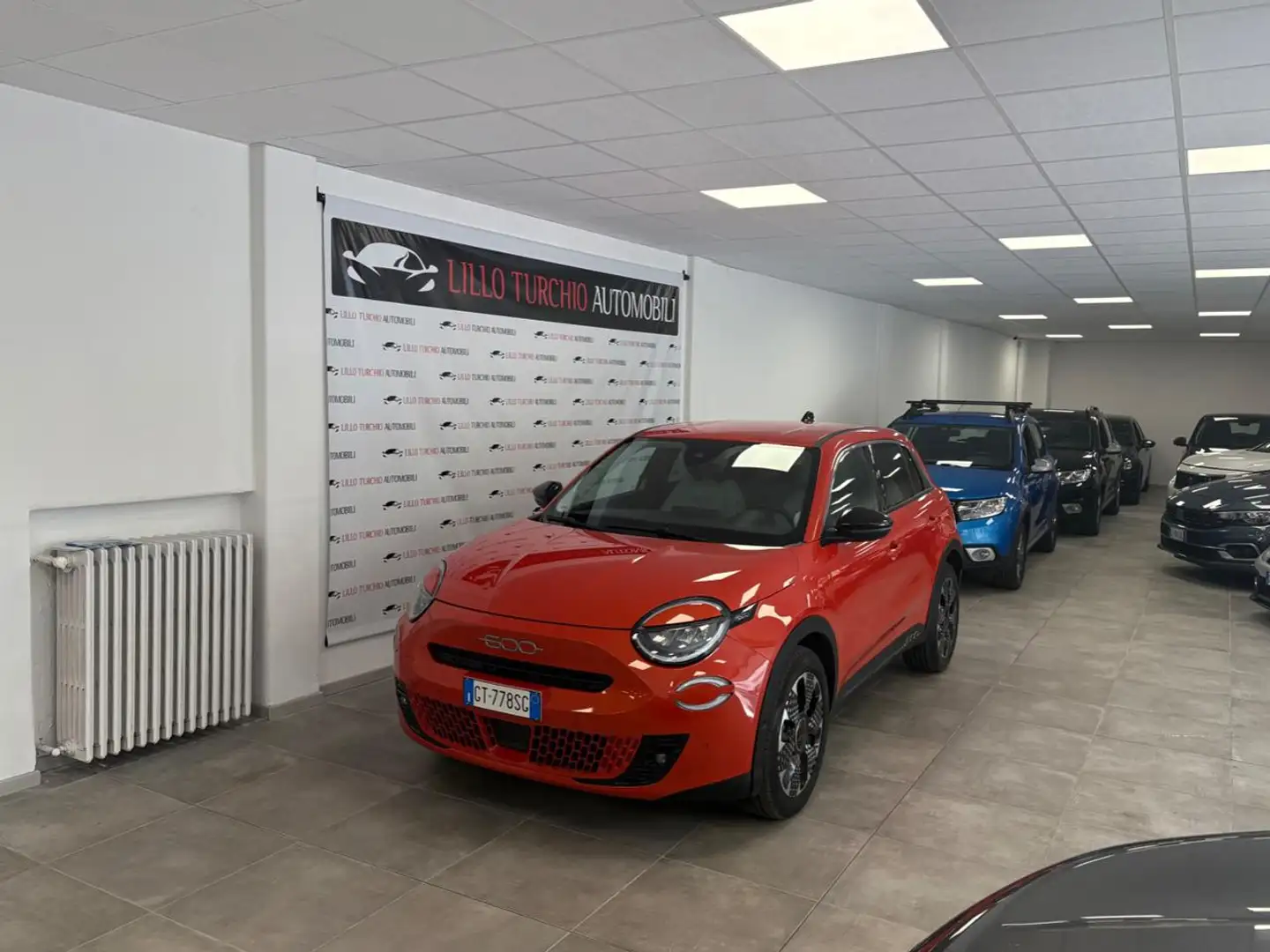 Fiat 600e 156 CV La Prima KM7600 Oranje - 1