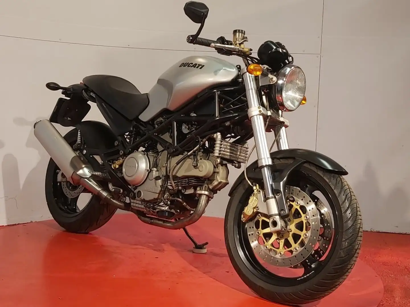 Ducati Monster 1000 Monster 1000 Grijs - 1