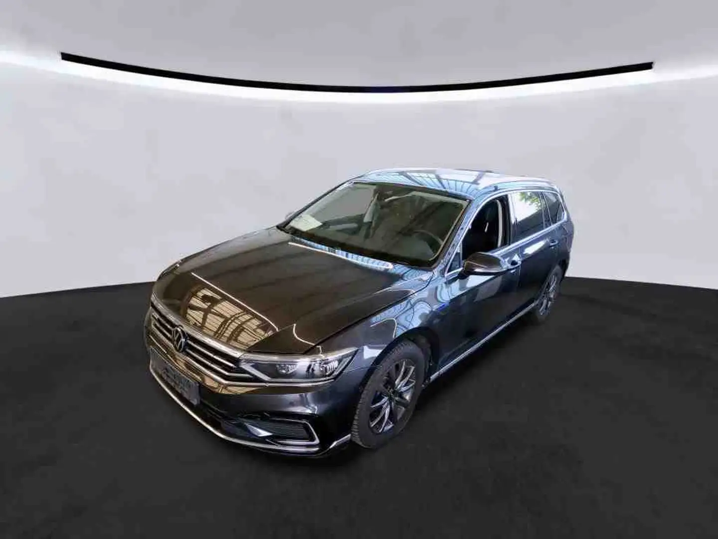 Volkswagen Passat Variant GTE IQ.LIGHT SPORTSITZE NAVI AHK Grijs - 2