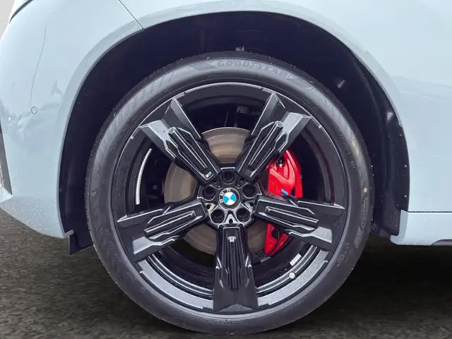 BMW X3 view 7