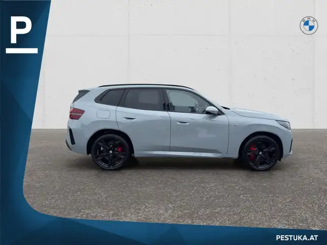 BMW X3 view 3