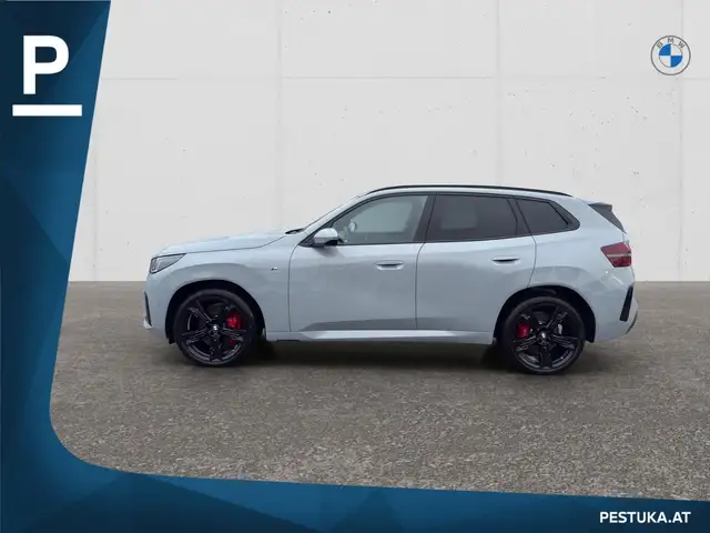 BMW X3 view 6