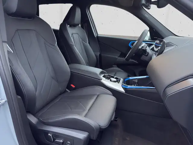 BMW X3 view 15