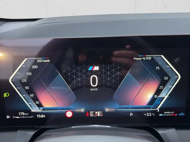 BMW X3 view 10