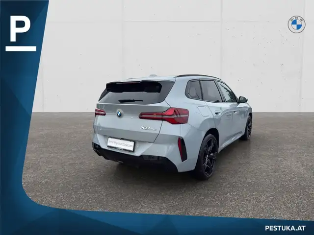 BMW X3 view 4