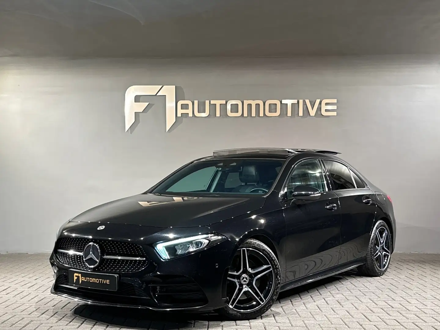 Mercedes-Benz A 250 AMG Limo|Pano|Night|Sfeer|Burmest Noir - 1