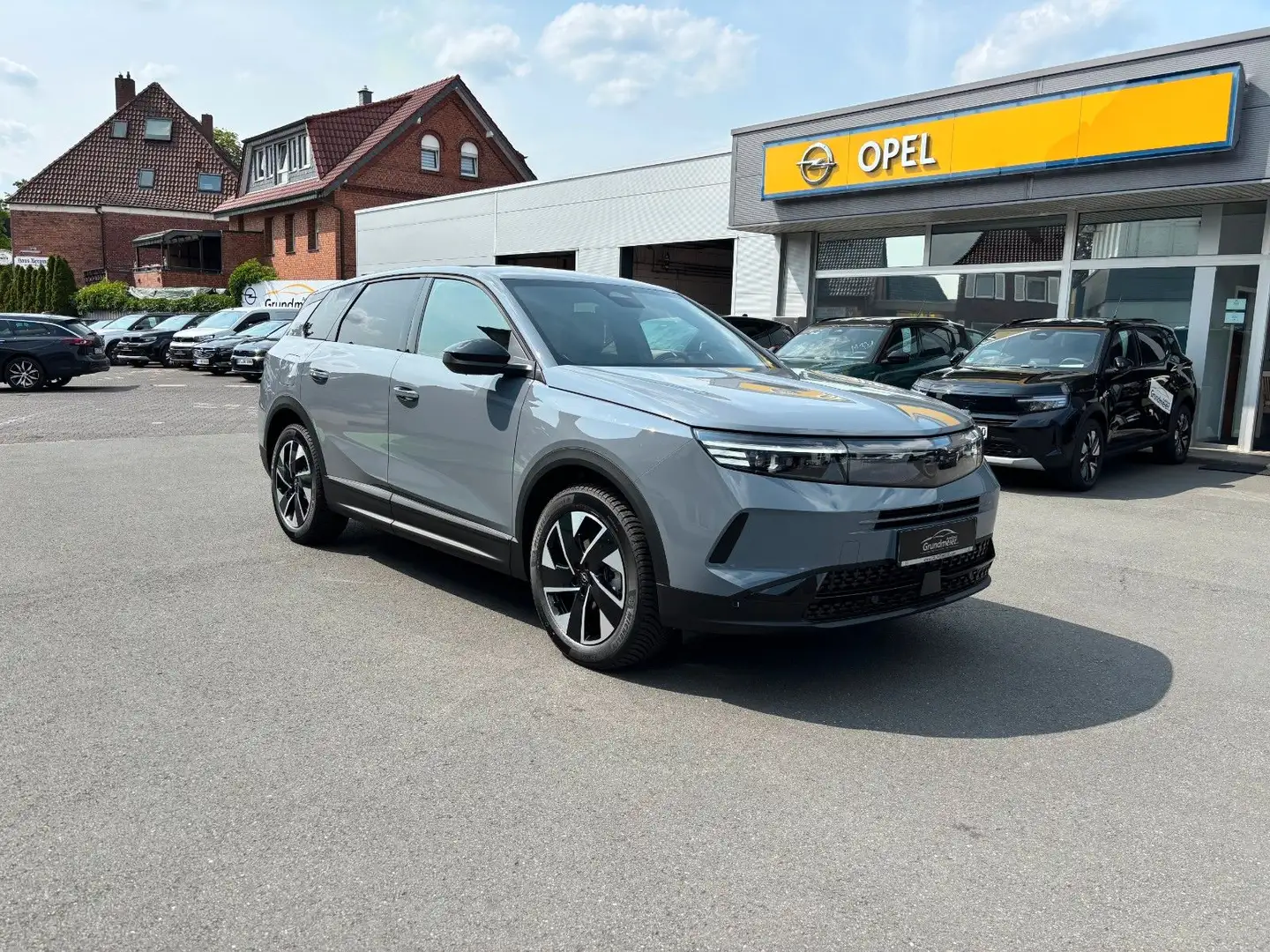 Opel Grandland X Grandland 1.2 GS Mild-Hybrid/Kamera/Allwetter Šedá - 2