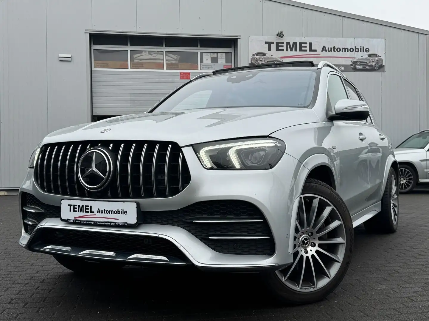 Mercedes-Benz GLE 350 de 48990,- EUR 4Matic*2xAMG*PANO*MBUX* Silber - 1
