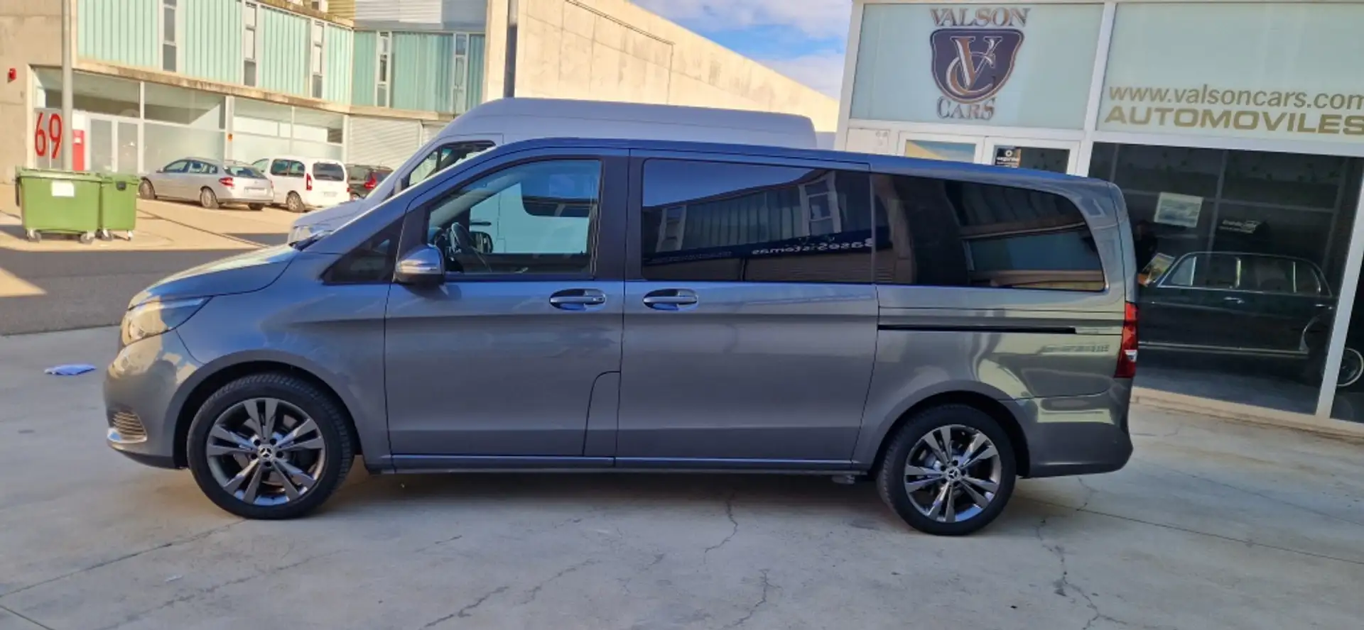 Mercedes-Benz V 220 220d Largo Exclusive 7GT Gris - 2