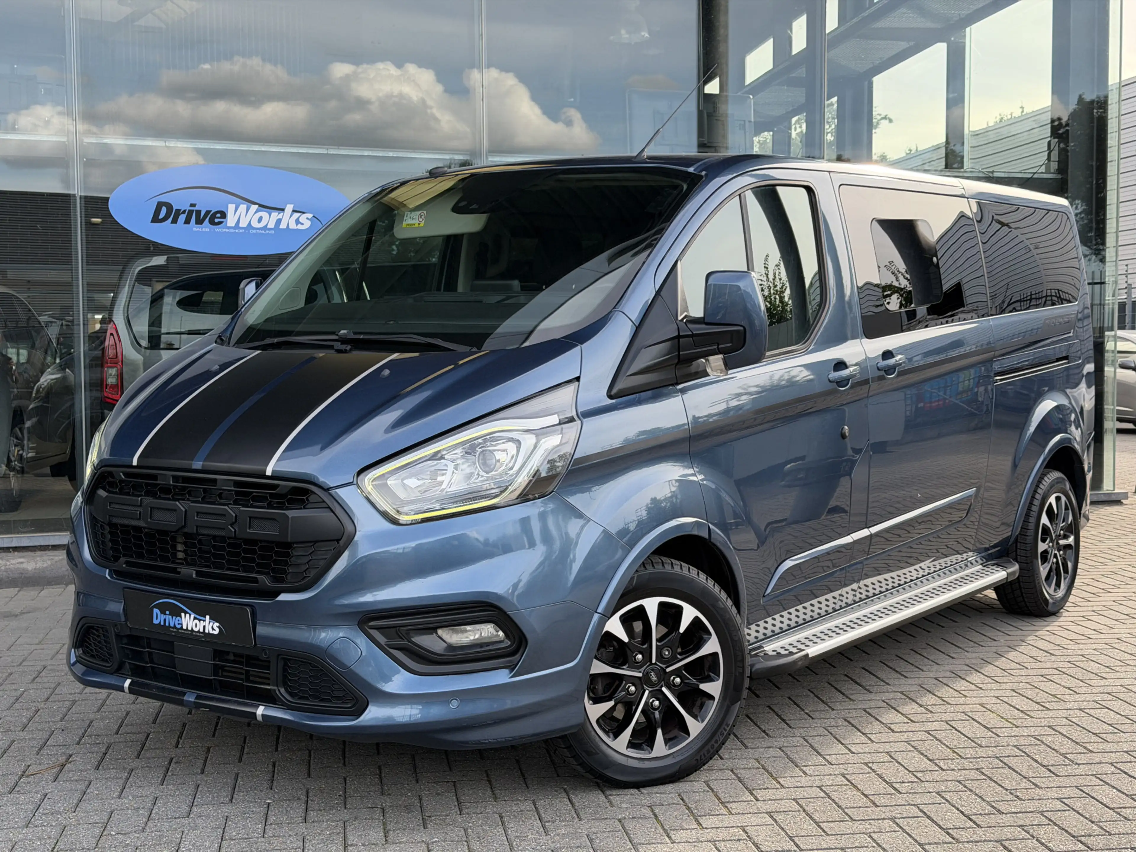 Ford Transit Custom Sport | 310 2.0 TDCI L2H1 Limited DC | Adaptive CC