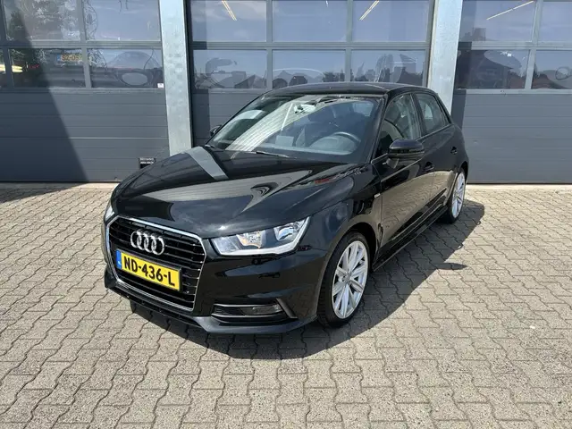 Audi A1 1.0 TFSI 95pk Adrenalin / S-Line