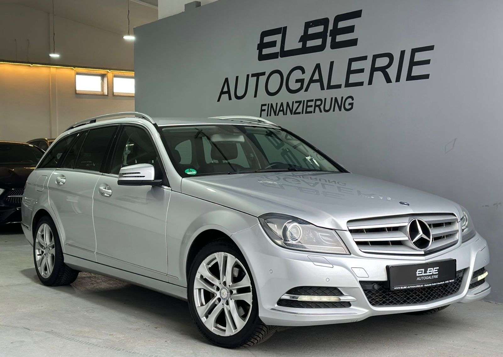 Second hand Mercedes Benz C-Class 