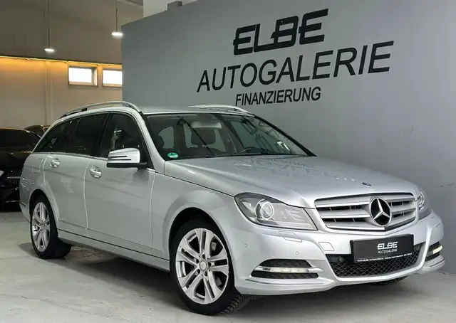 Mercedes-Benz C 200 T CDI BlueEfficiency 7G-Tronic Avantgarde