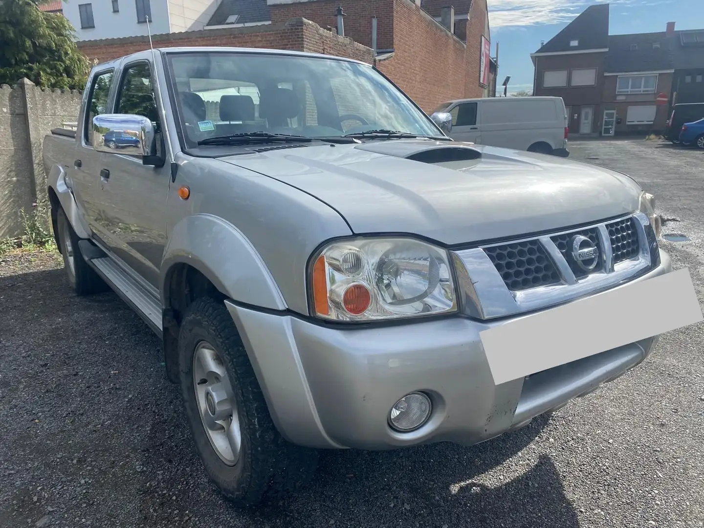 Nissan Navara - 1
