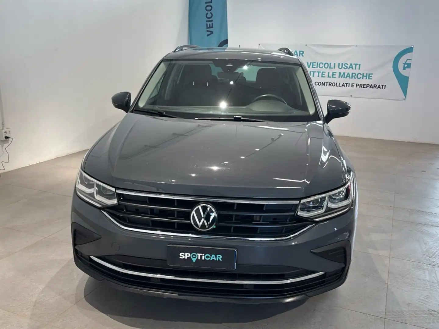 Volkswagen Tiguan Tiguan 1.4 TSI eHYBRID DSG Life Gris - 2