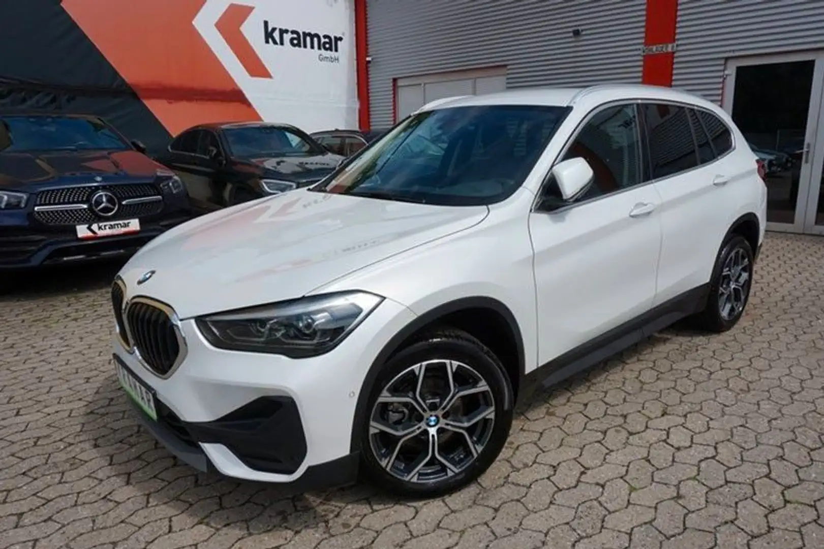 BMW X1 sDrive18d Auto. Advantage Navi/LED/PTC/Kamera Blanc - 1