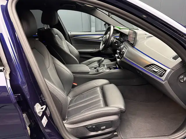BMW 5 Series view 12