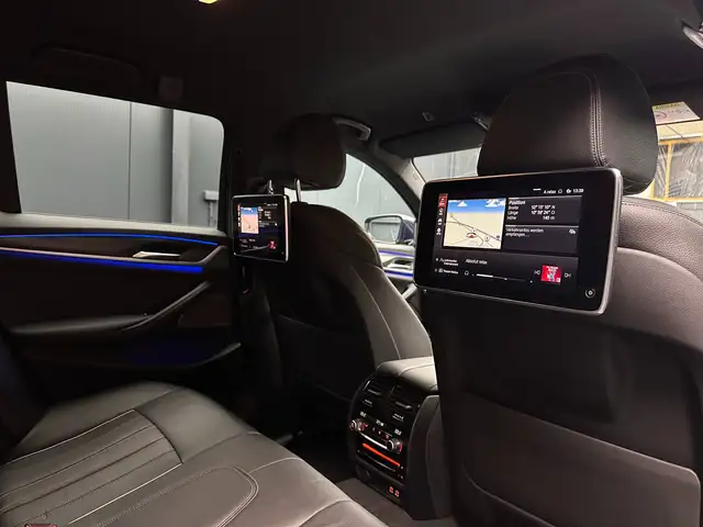 BMW 5 Series view 2