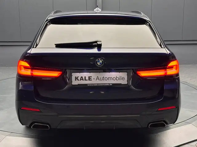 BMW 5 Series view 5