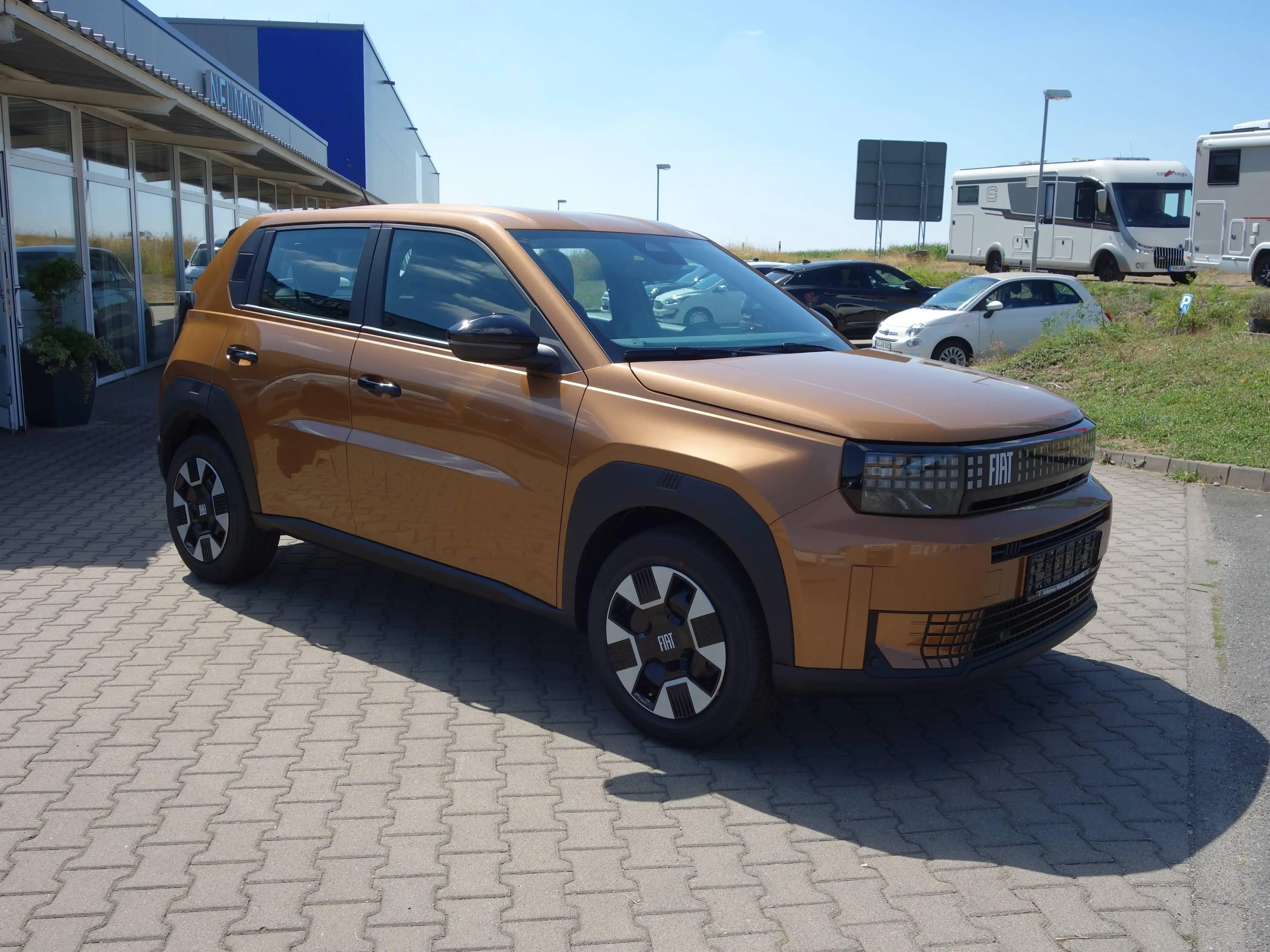 Fiat Grande Panda 1.2 Turbo 74 kW Icon *Tech Paket/PDC/RKF/NAVI/DAB* — photo 2