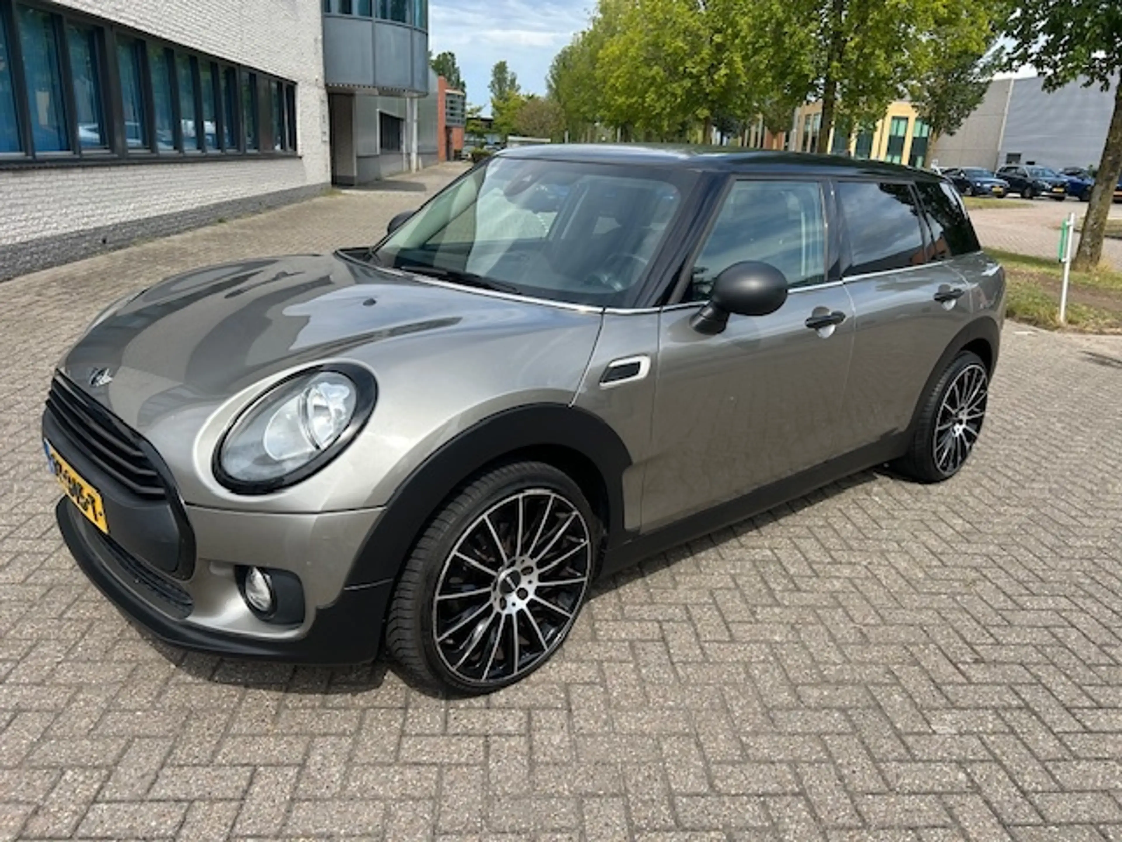MINI One Clubman 1.5 Business NAVI CRUISE CLIMA BLUETH