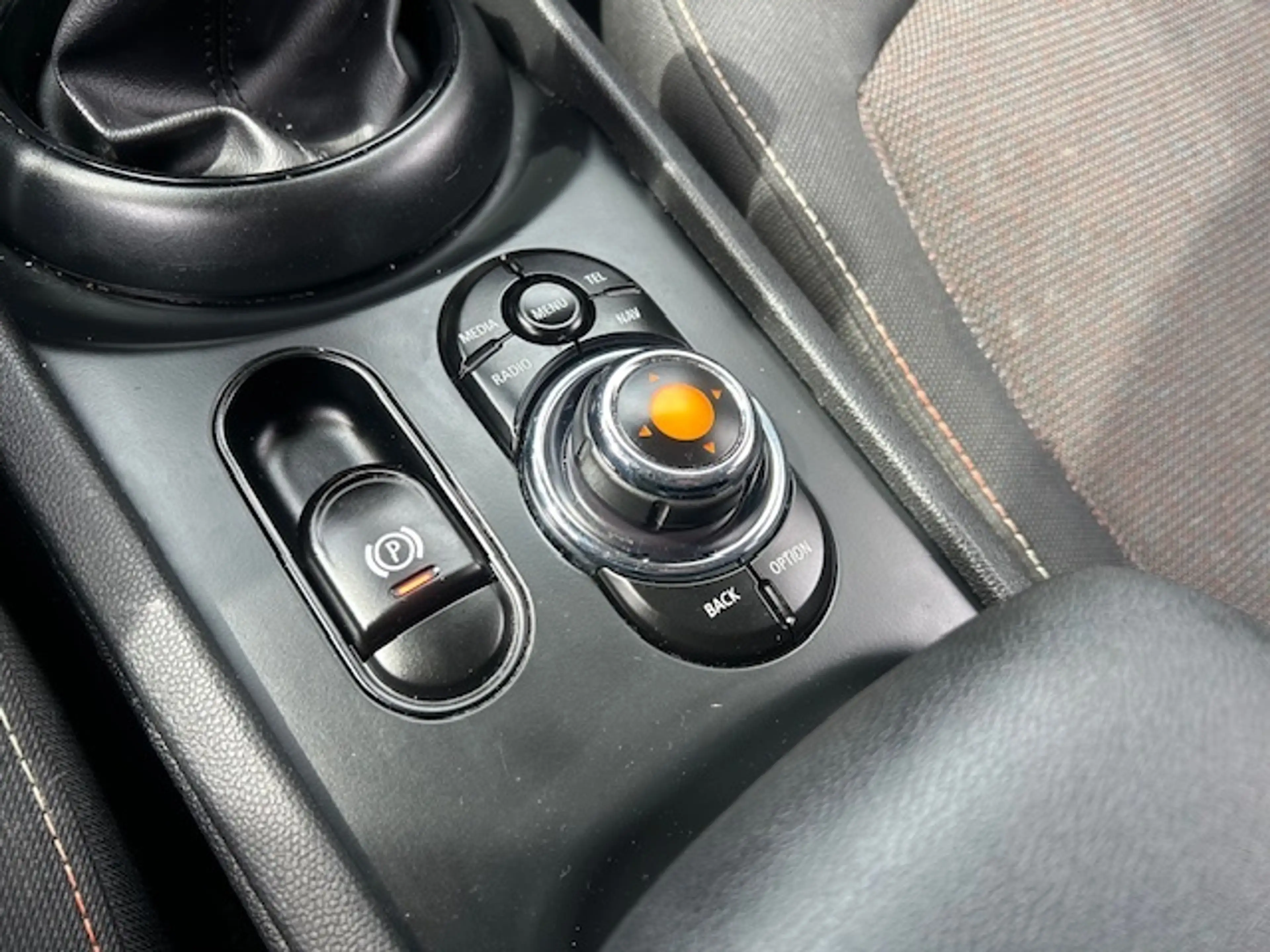 MINI One Clubman 1.5 Business NAVI CRUISE CLIMA BLUETH — photo 18