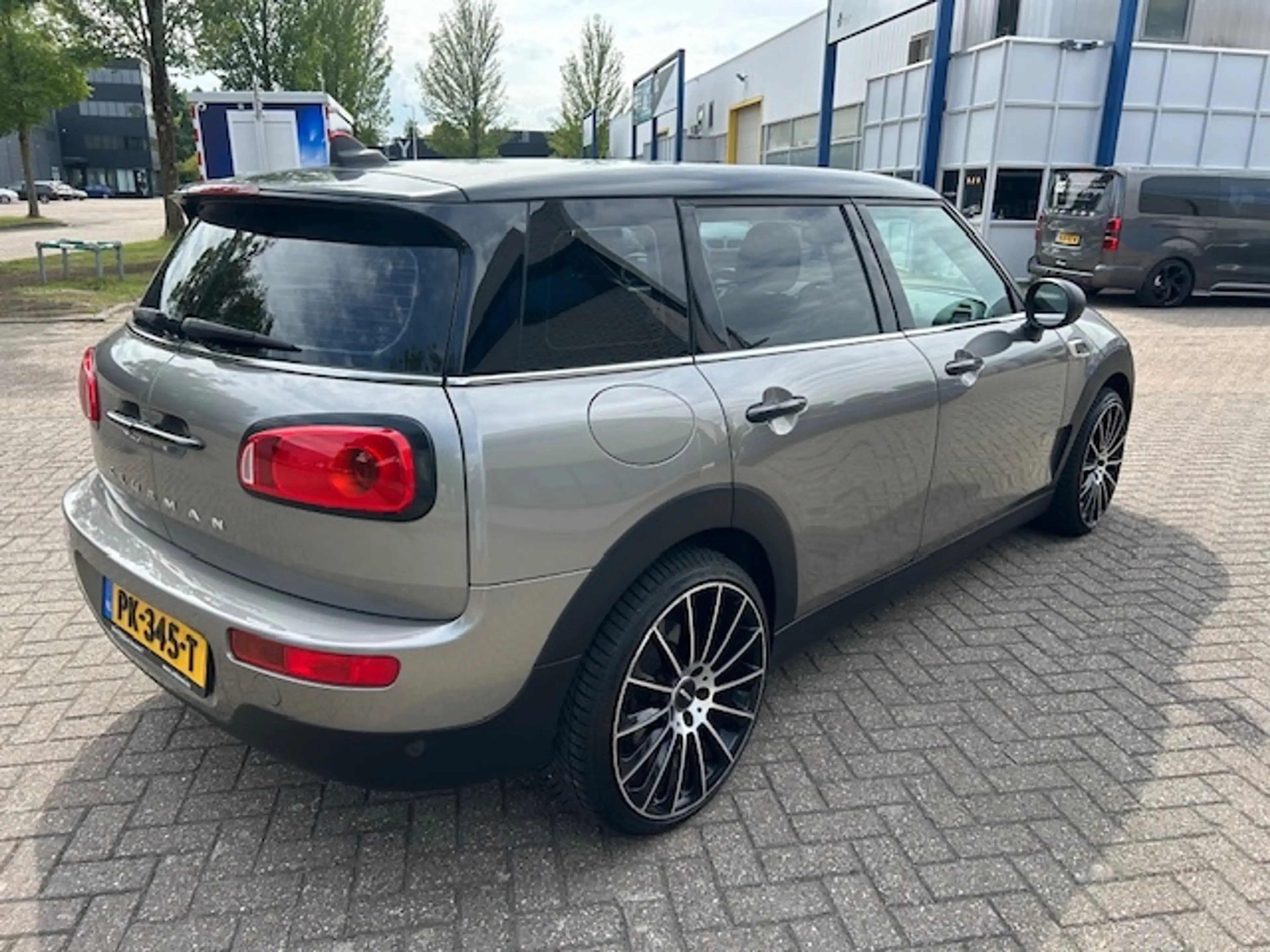 MINI One Clubman 1.5 Business NAVI CRUISE CLIMA BLUETH — photo 5