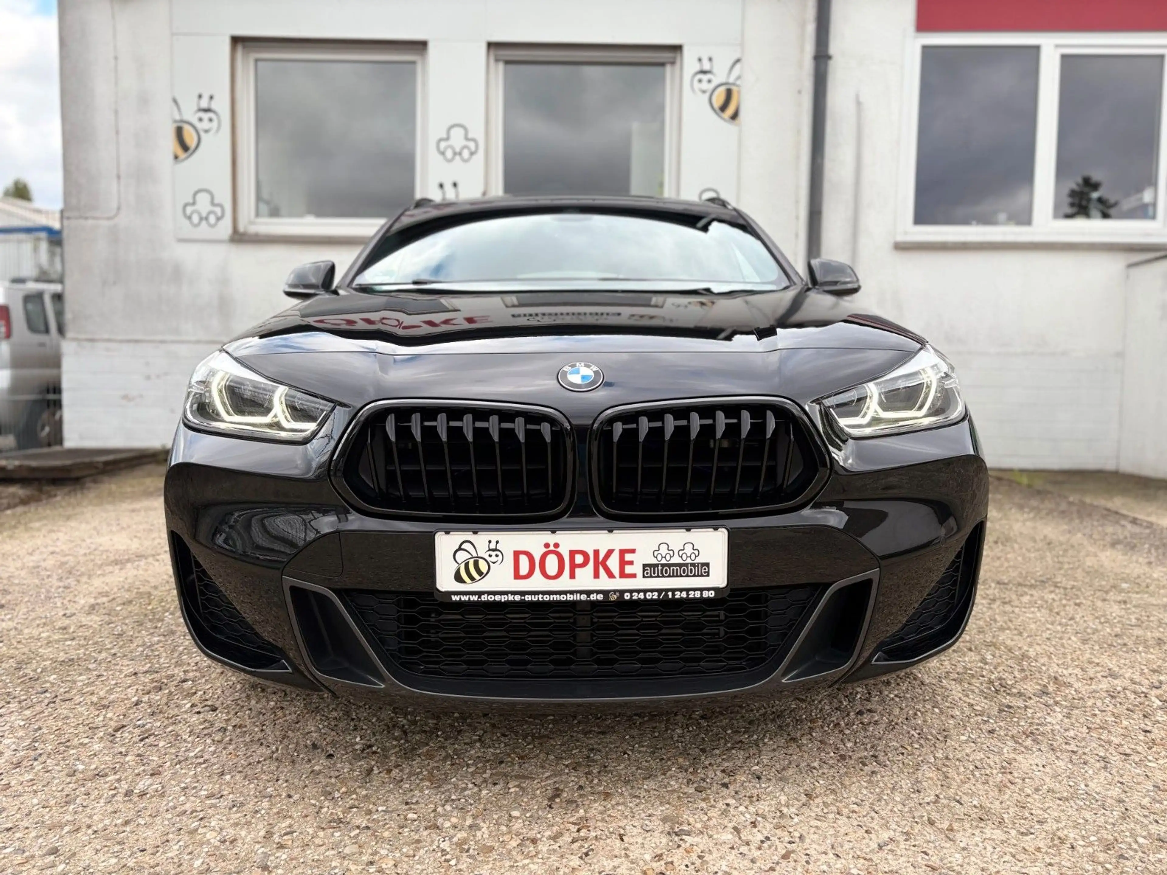 BMW X2 sDrive 20 i M Sport Pano Kamera HUD 20 Zoll — photo 2