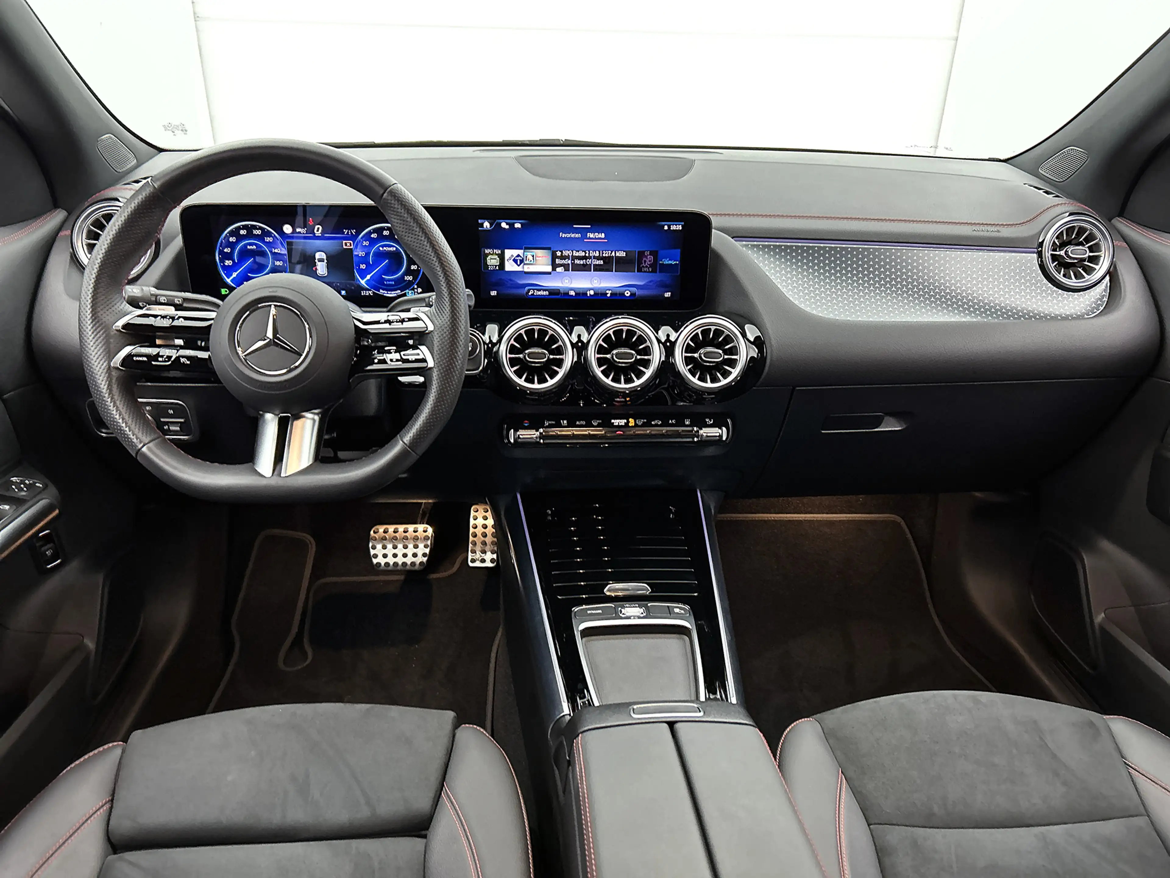 Mercedes-Benz EQA 250 250+ AMG Line 71 kWh ACC, DAB, Dodehoek — photo 31