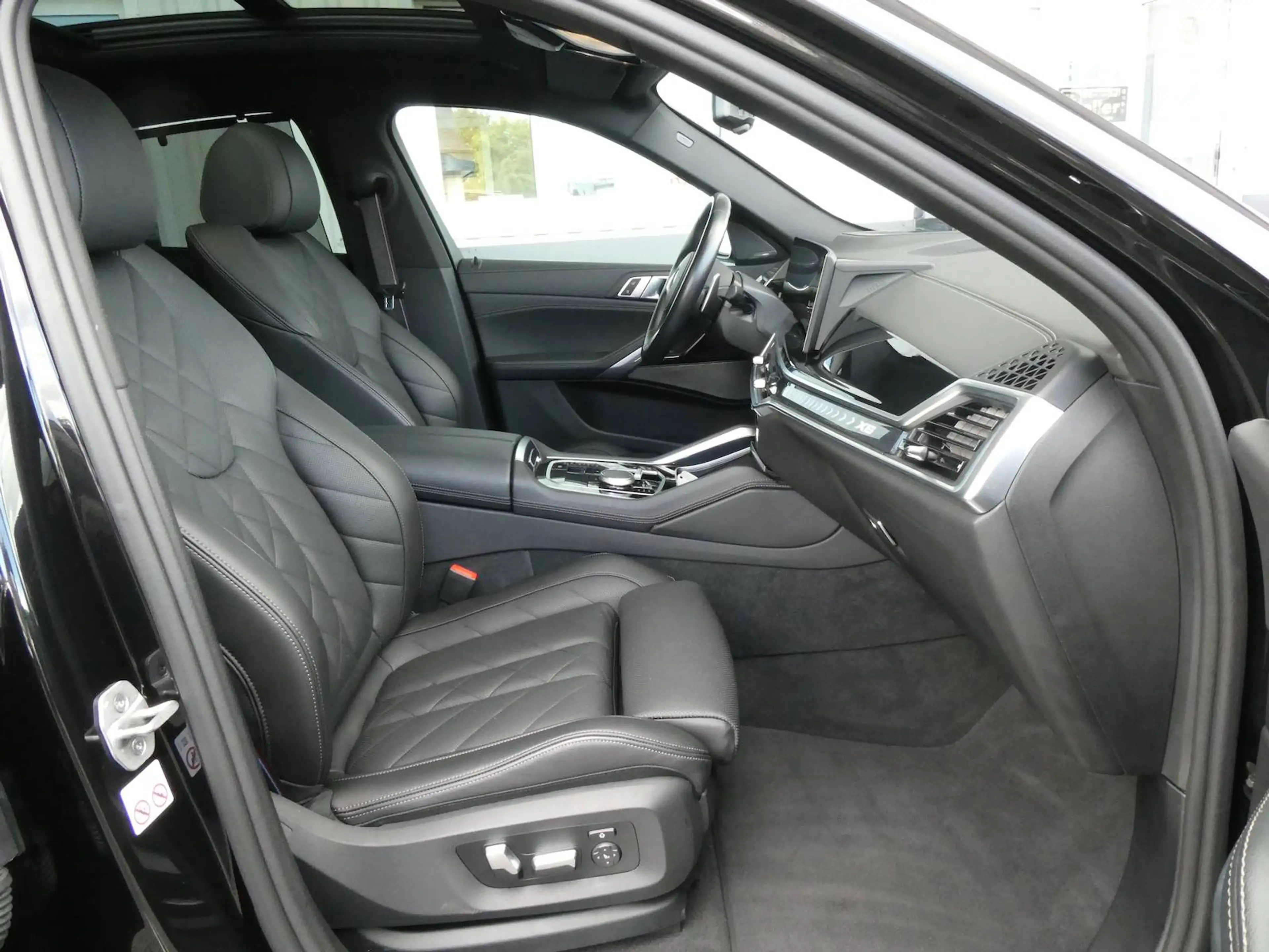 BMW X6 40 i xDrive M Sport Pro — photo 13