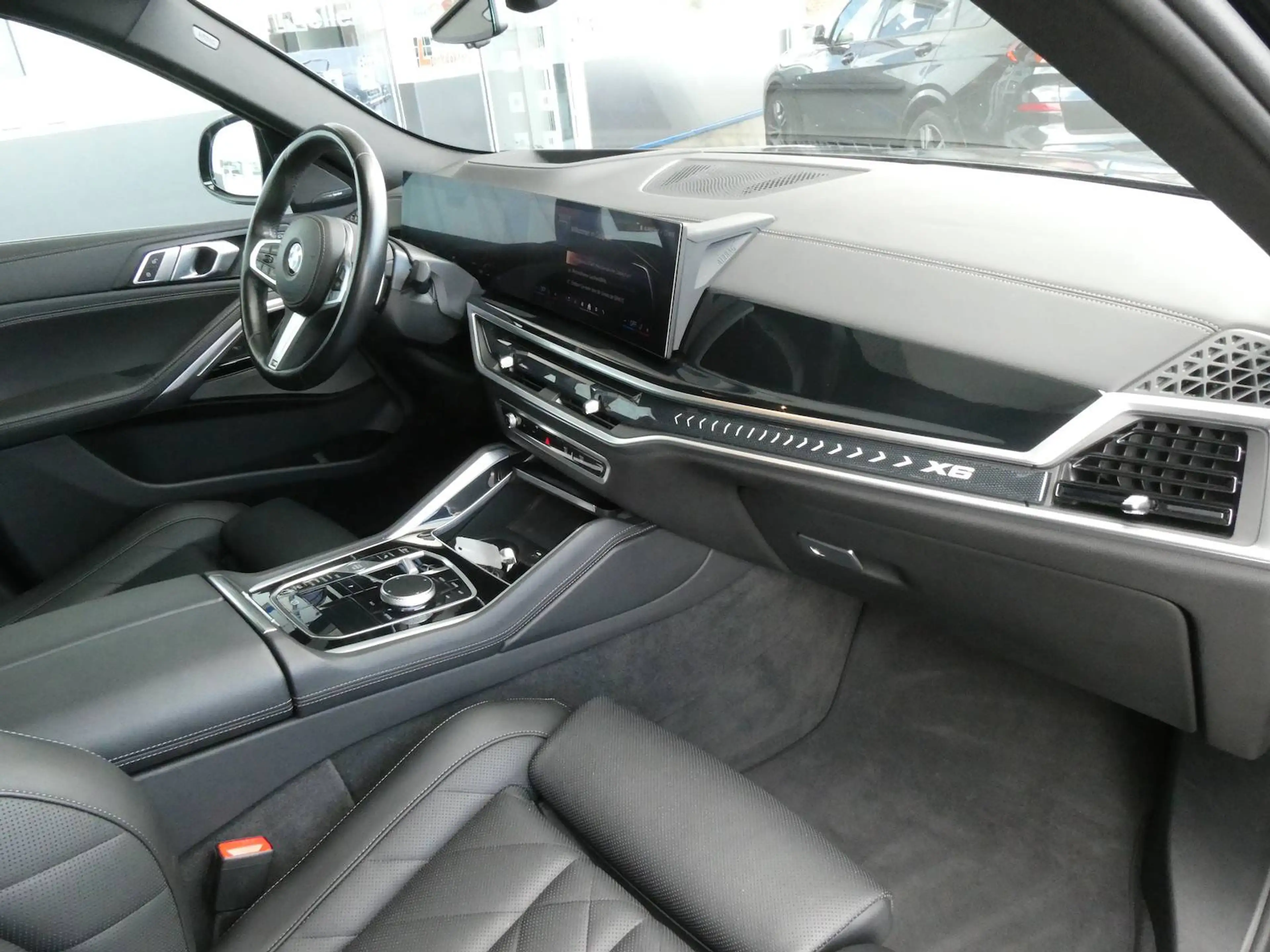 BMW X6 40 i xDrive M Sport Pro — photo 12