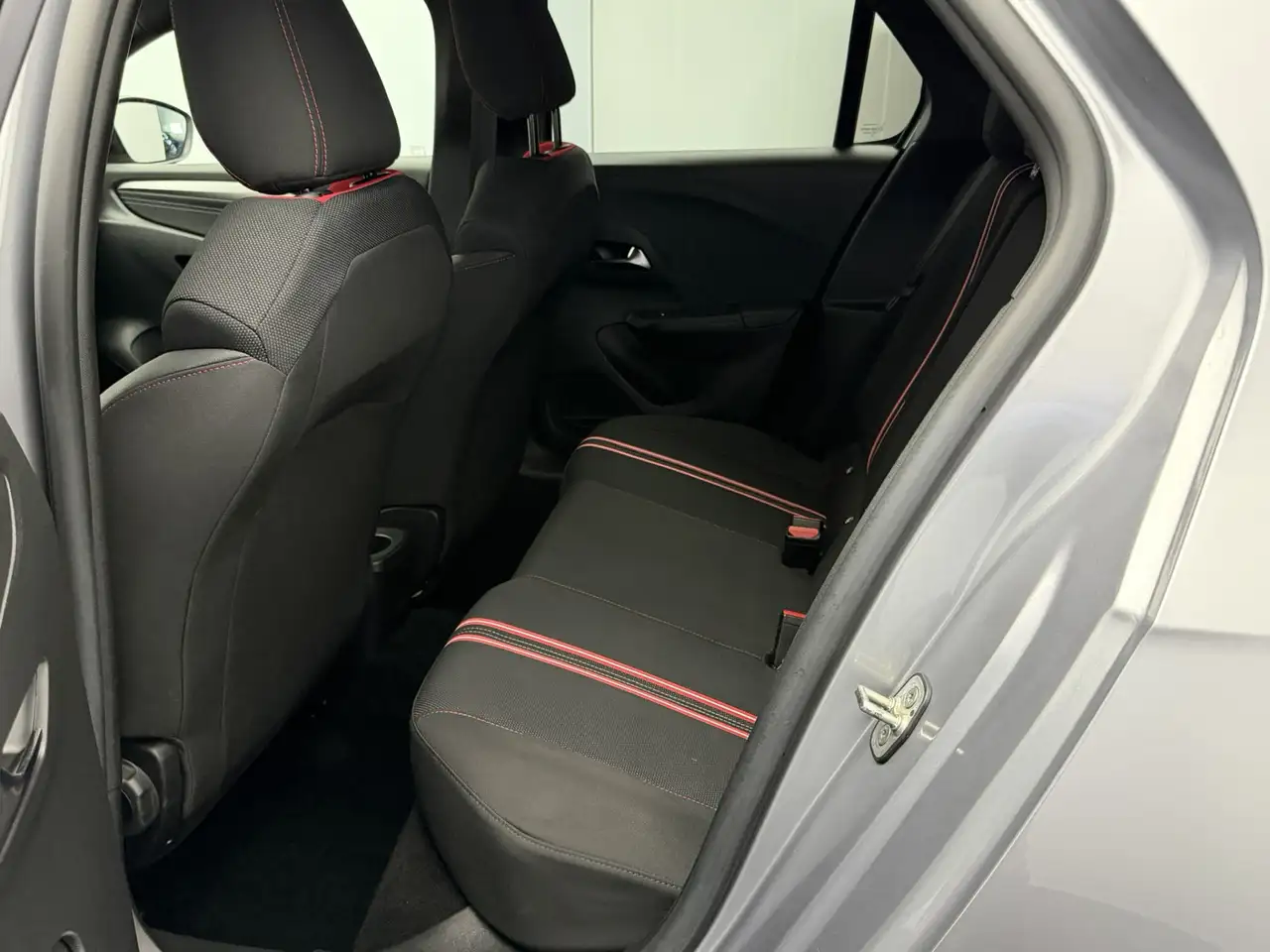 Opel Corsa 1.2 GS Line Navigatie Airco Two-Tone Kleur, миниатюра 25