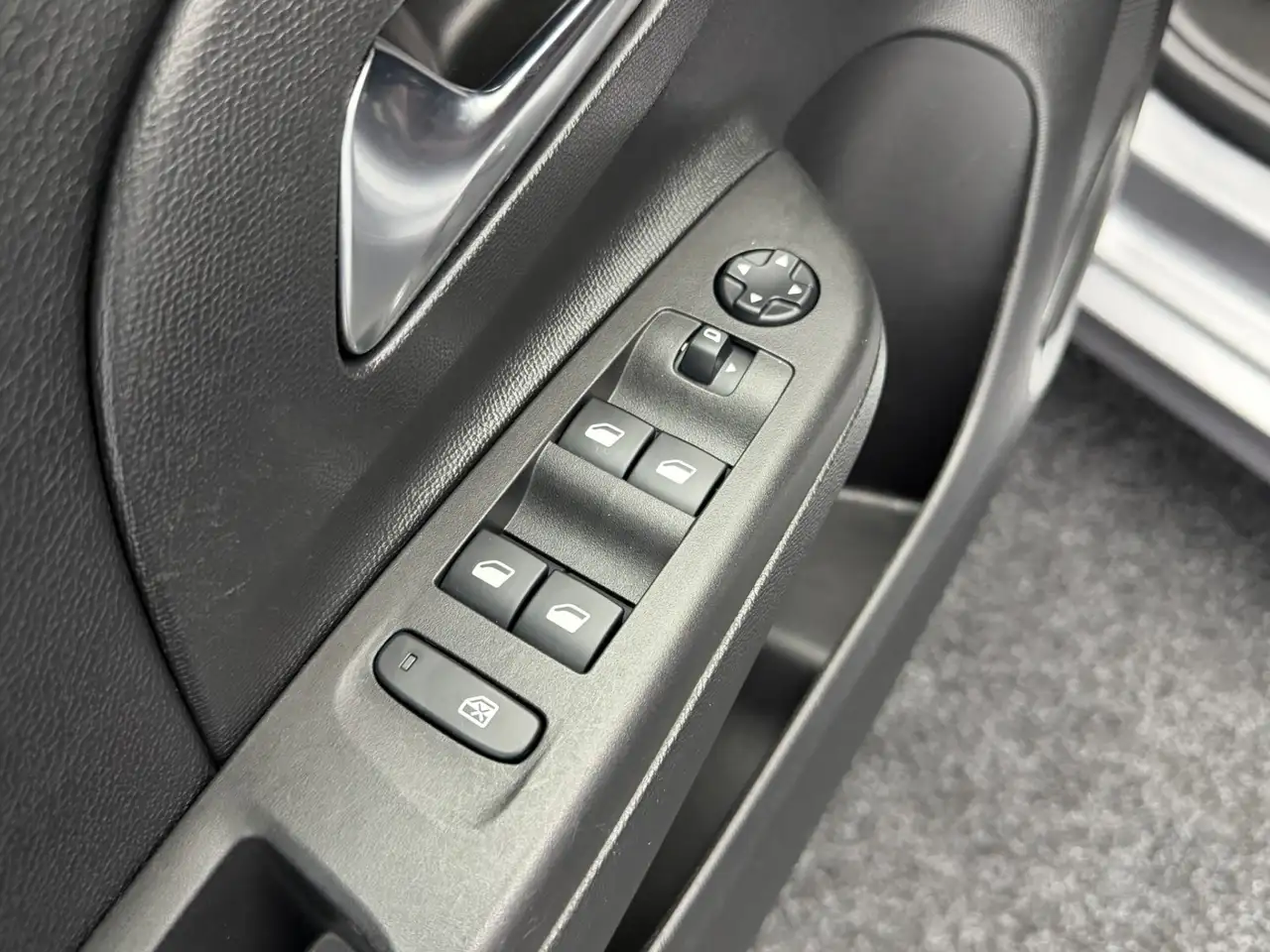Opel Corsa 1.2 GS Line Navigatie Airco Two-Tone Kleur, миниатюра 16
