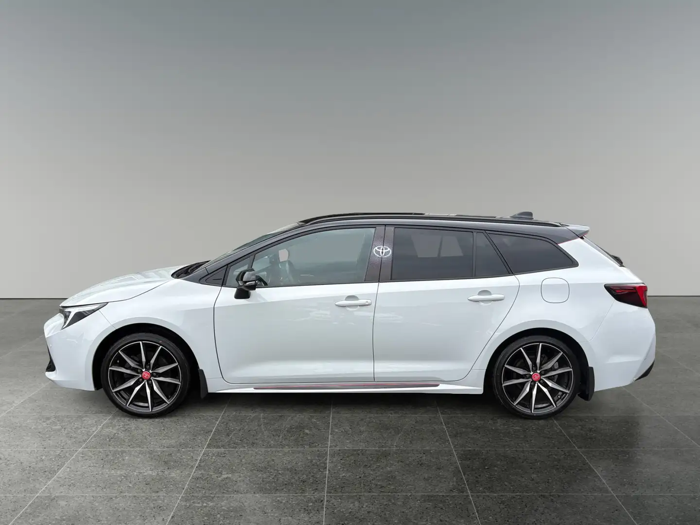 Toyota Corolla 2,0 Touring Sports Hybrid GR-Sport Weiß - 2