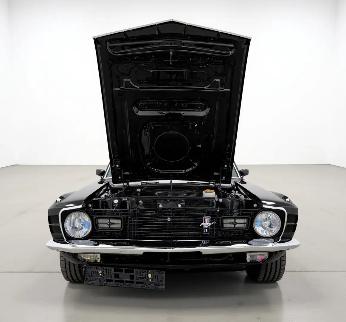 Ford Mustang Mach-1, Einzigartig Schwarz - 2