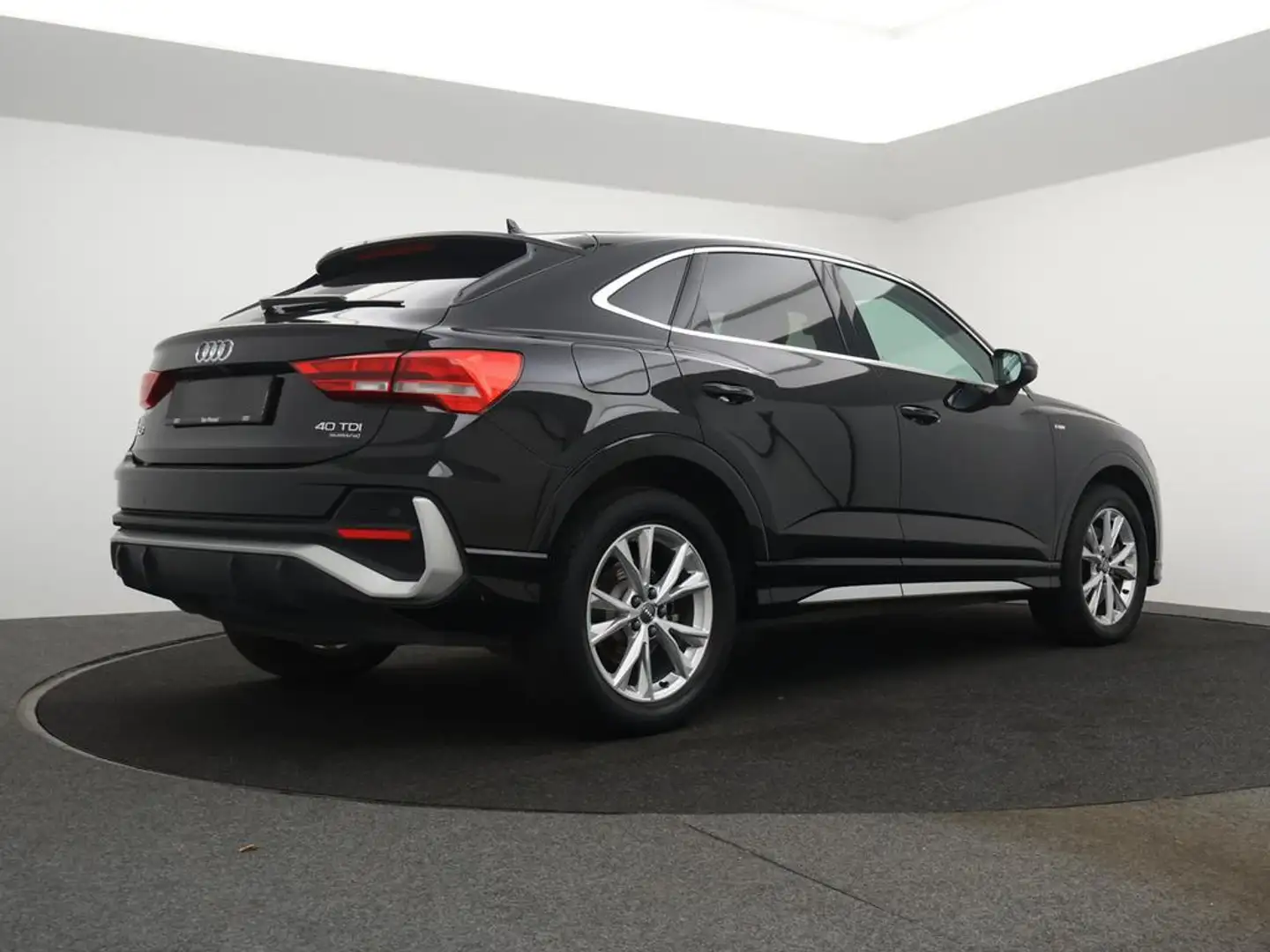 Audi Q3 Sportback Audi Q3 Sportback S-line 40TDI 190PK QUA Noir - 2