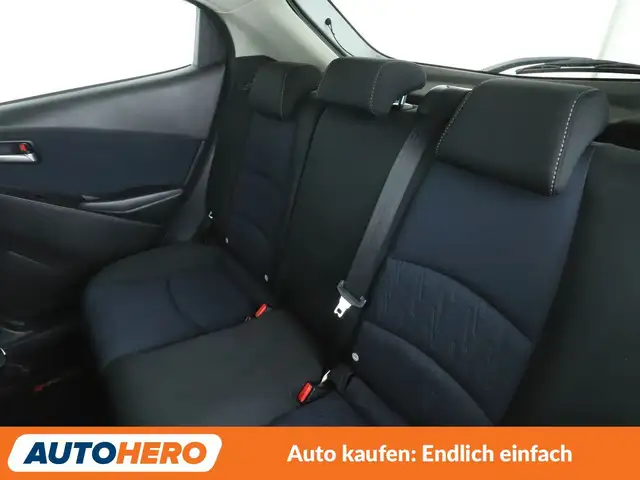 Mazda Mazda2 view 14