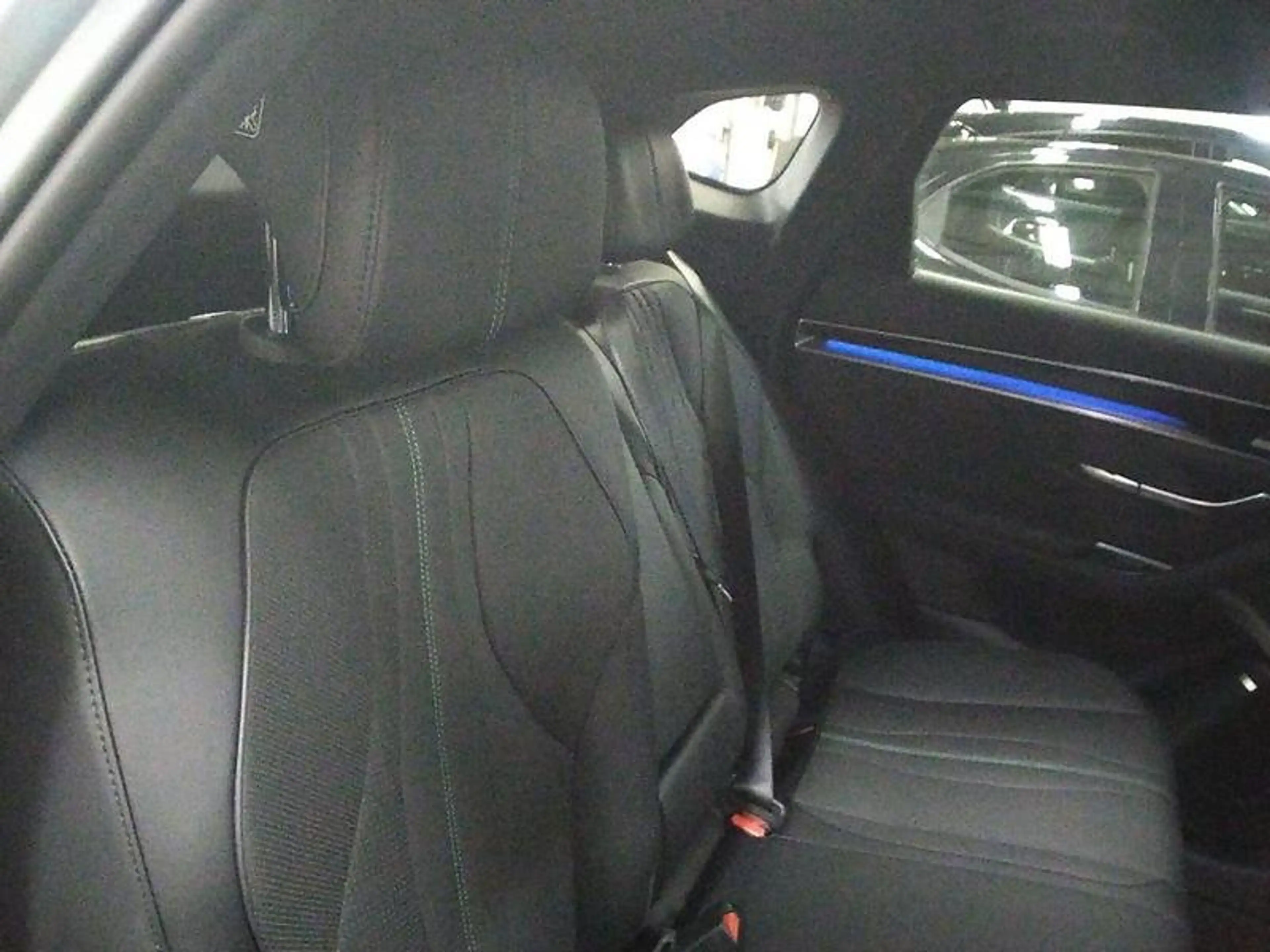 BYD Seal U DM-i 18.3 kWh FWD Boost 360°/ACC/Pano — photo 9