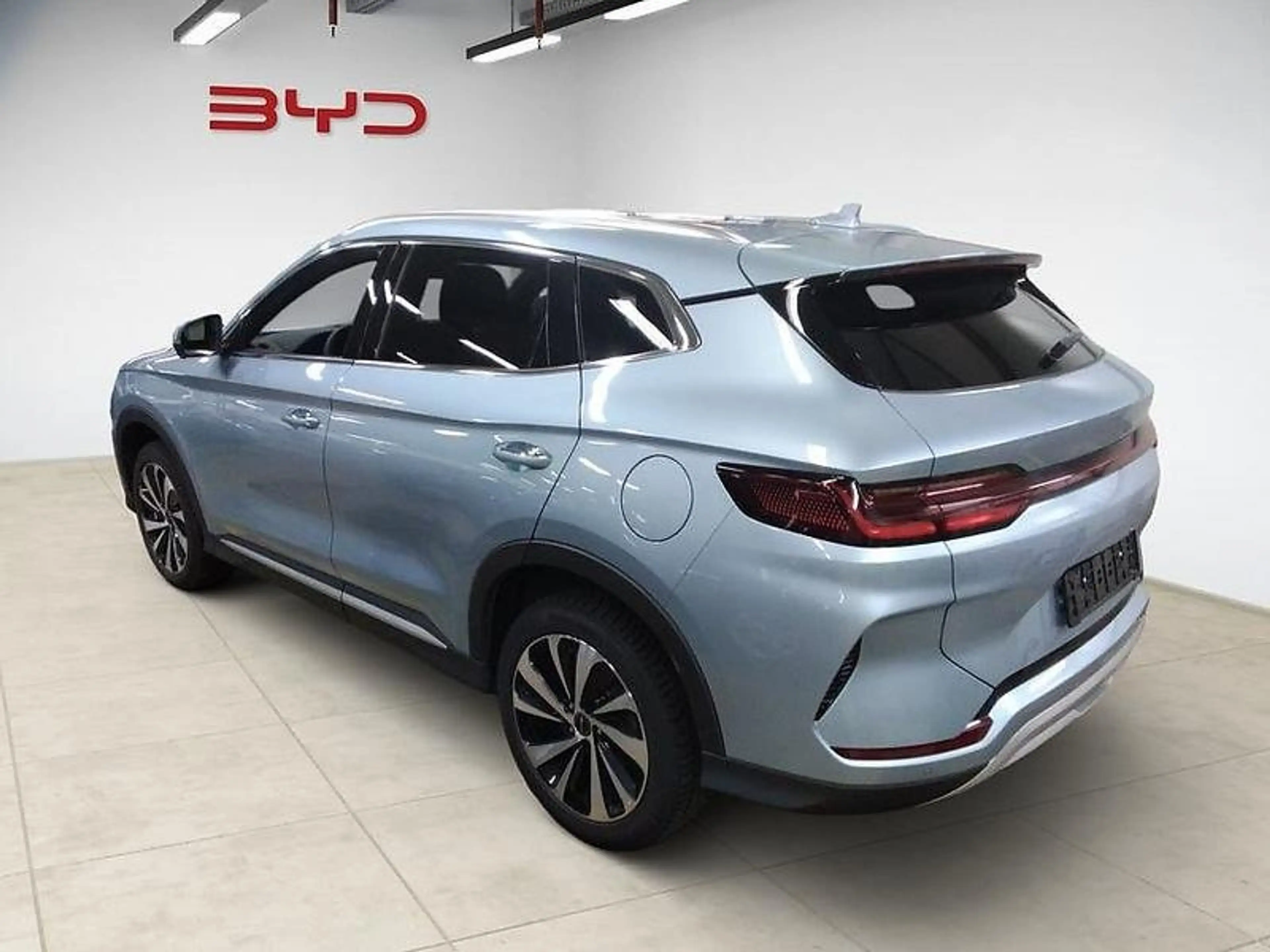 BYD Seal U DM-i 18.3 kWh FWD Boost 360°/ACC/Pano — photo 6