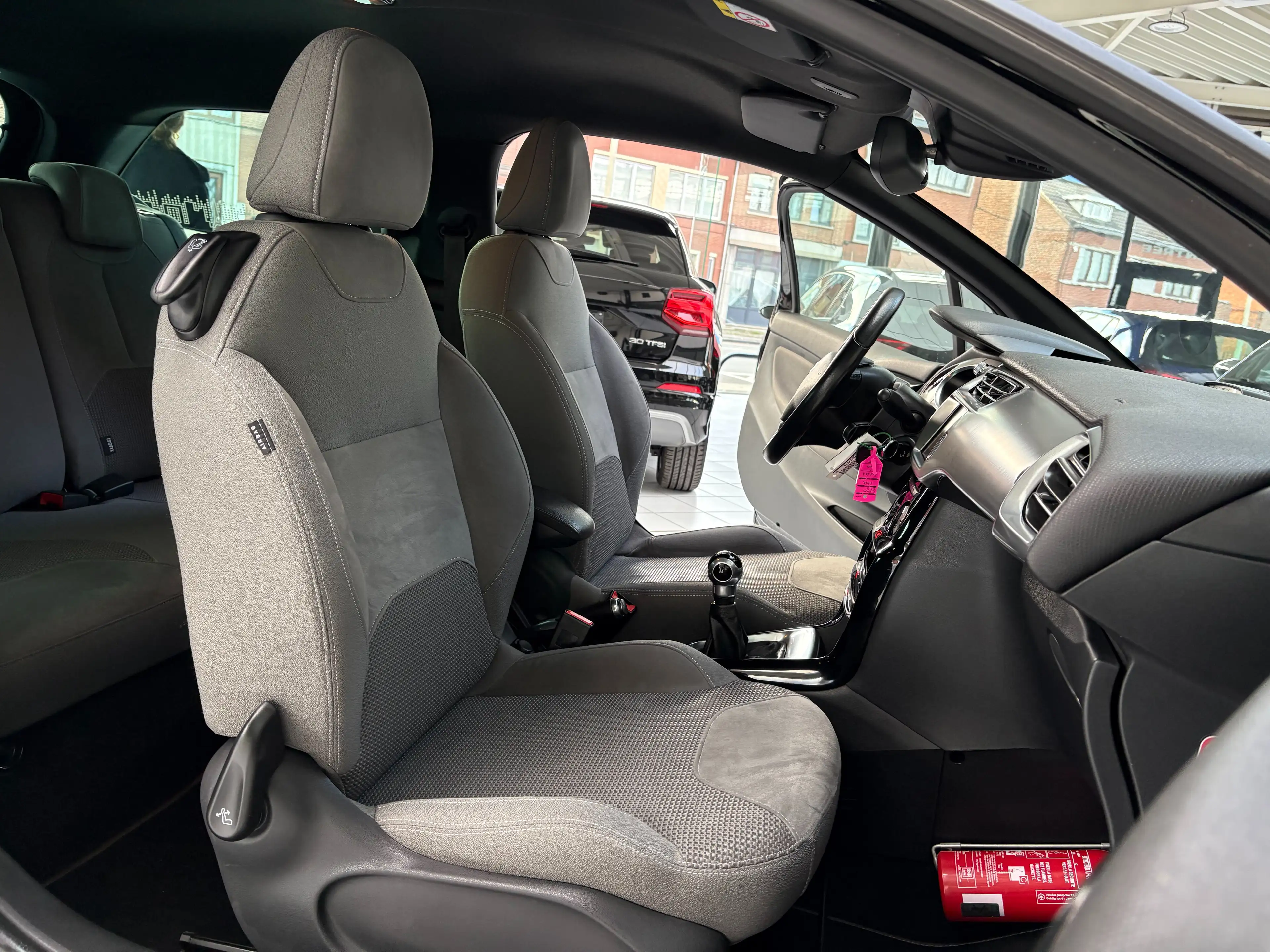 Citroen DS3 DS3 1.2i *MATRIX LED*GPS*CAMERA*CARPLAY*JANTE* — photo 11
