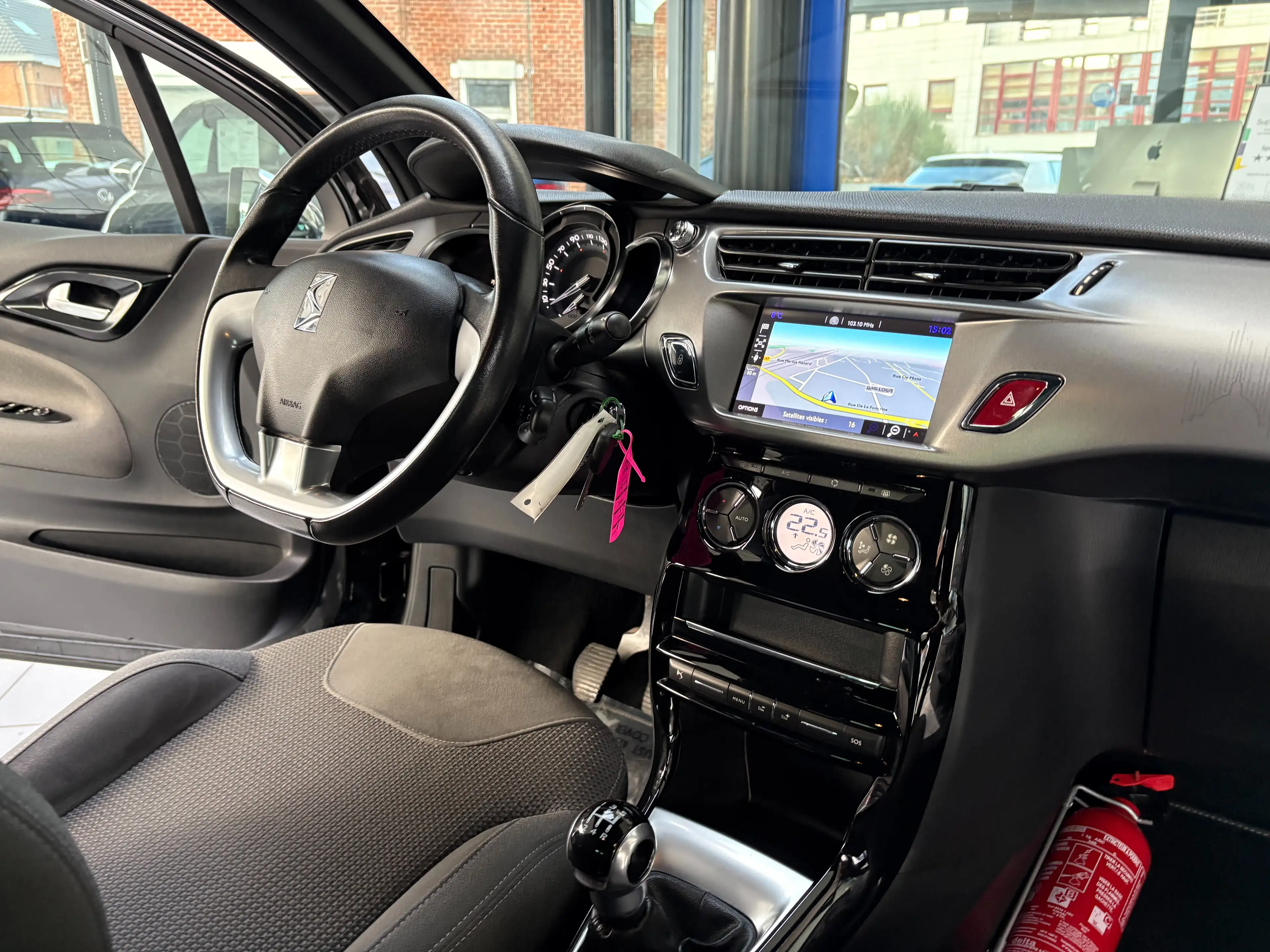 Citroen DS3 DS3 1.2i *MATRIX LED*GPS*CAMERA*CARPLAY*JANTE* — photo 12