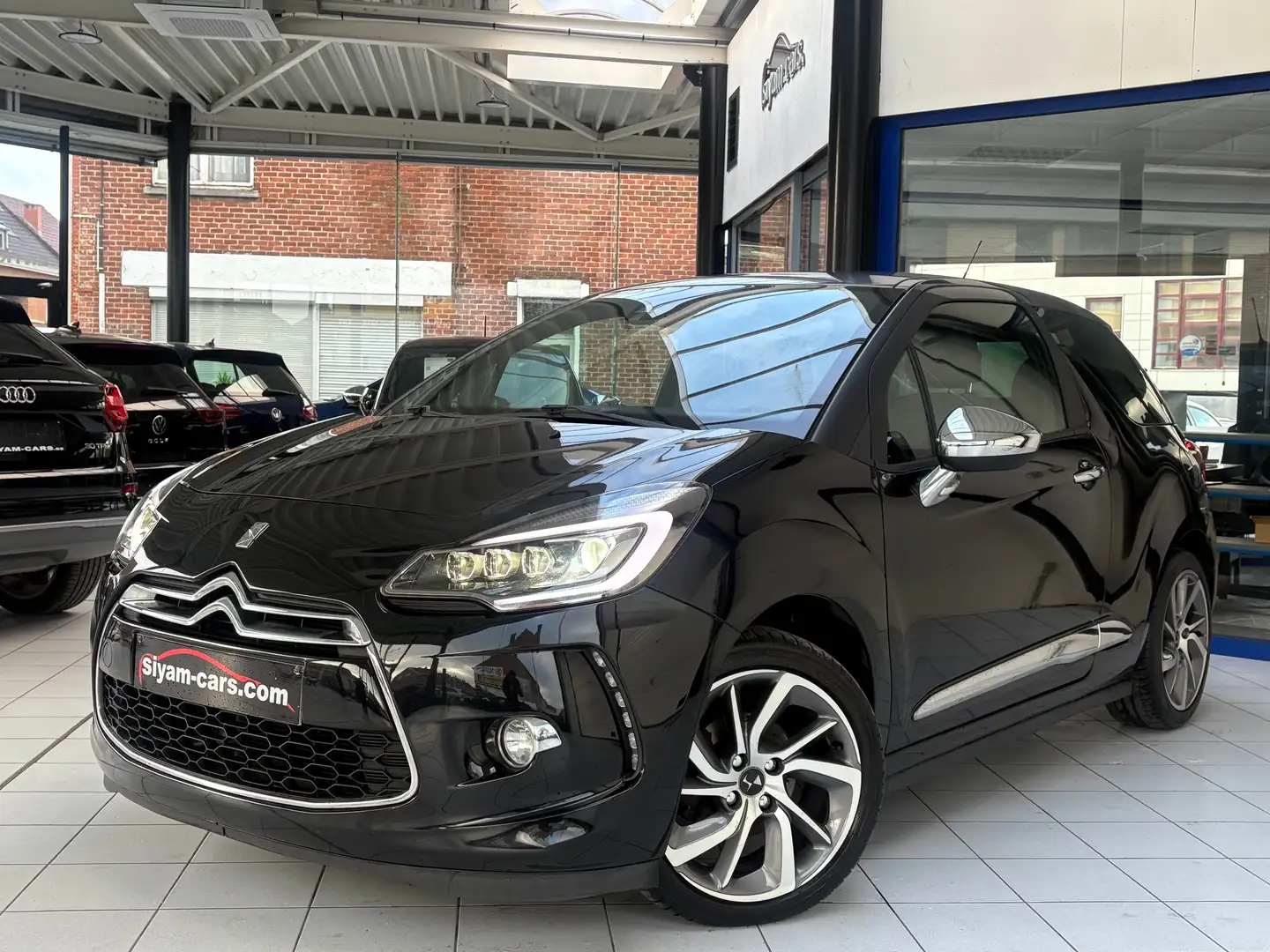 Citroen DS3 DS3 1.2i *MATRIX LED*GPS*CAMERA*CARPLAY*JANTE* Schwarz - 1
