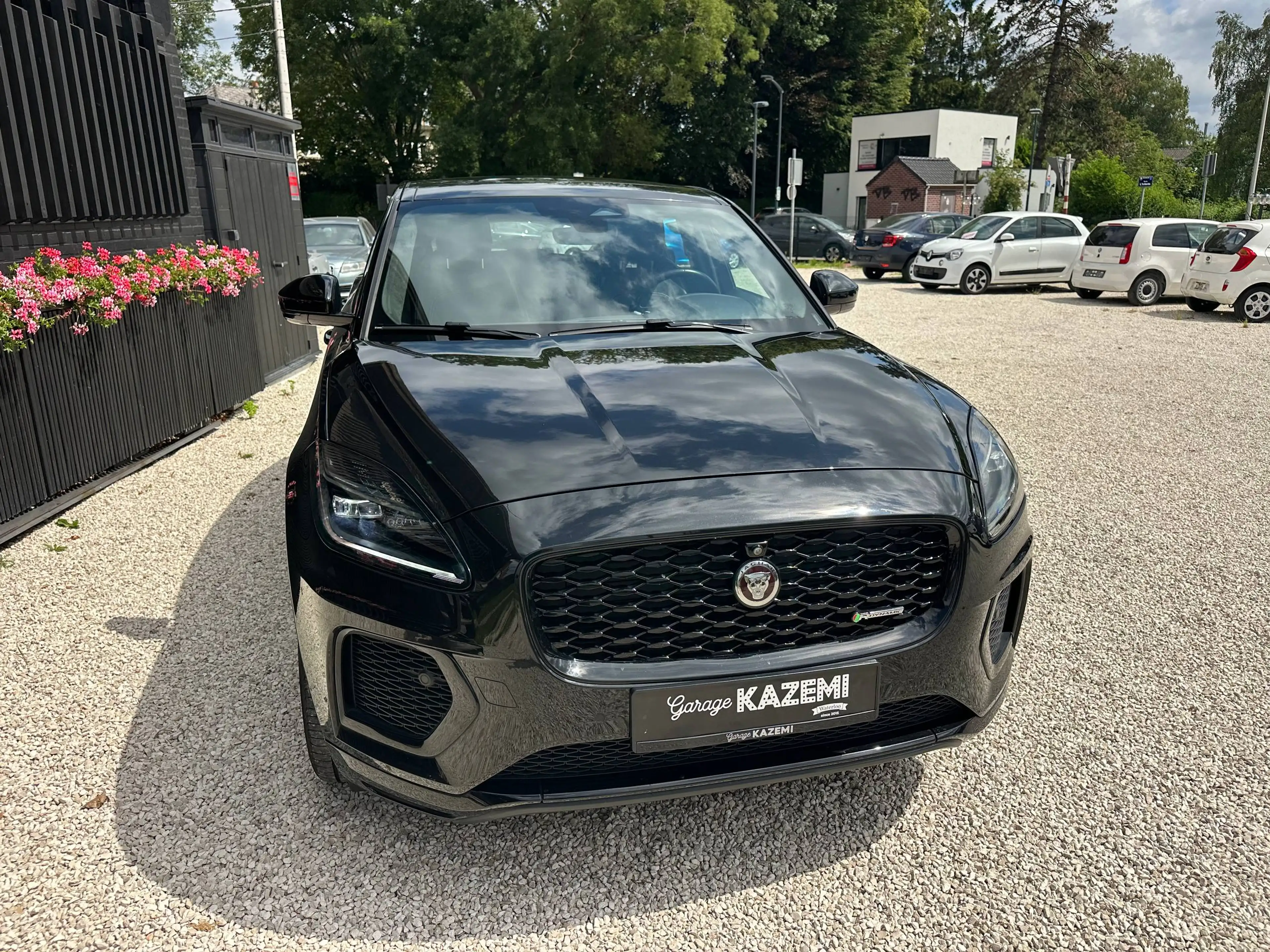 Jaguar E-Pace E-Pace 1.5 R-Dynamic — photo 3